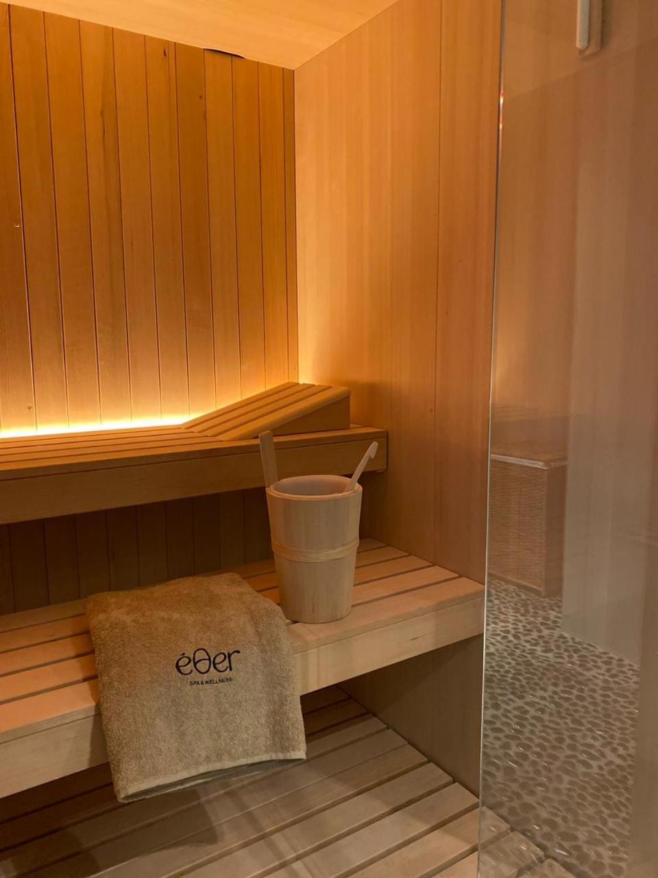 Mirivili Hospitality & Wellness เอเธนส์ ภายนอก รูปภาพ